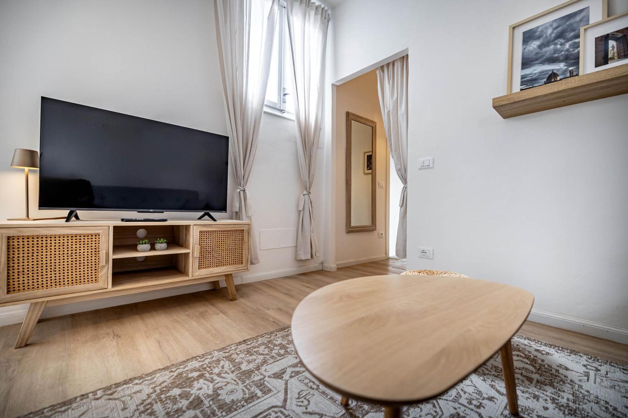 Yd Stunning Terrace On The Accademia Apartment ฟลอเรนซ์ ภายนอก รูปภาพ